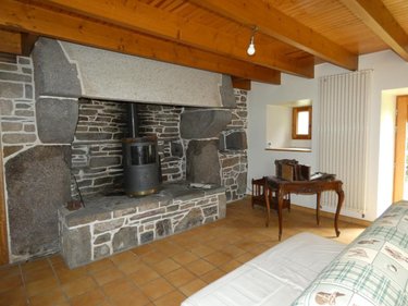 Maison a vendre Berrien 29690 Finistère 149 m2  261400 euros