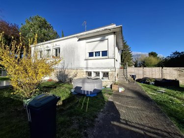 Maison a vendre Saintes 17100 Charente-Maritime 100 m2 4 pièces 141642 euros