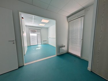 Fonds et murs commerciaux a vendre Morlaix 29600 Finistère 188 m2  294280 euros