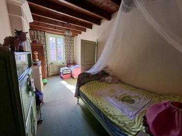 Maison a vendre Nieul-lès-Saintes 17810 Charente-Maritime 223 m2 7 pièces 375000 euros