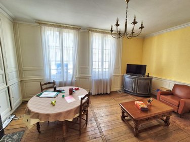 Immeuble a vendre Bar-sur-Seine 10110 Aube 203 m2  169000 euros