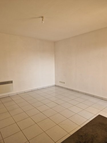 Location appartement Cambrai 59400 Nord 42 m2 2 pièces 590 euros