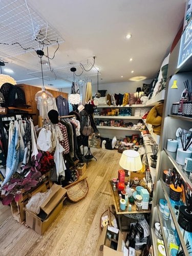 Fonds et murs commerciaux a vendre Barneville-Carteret 50270 Manche 50 m2  53000 euros