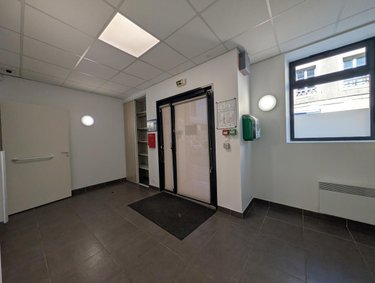 Fonds et murs commerciaux a vendre Morlaix 29600 Finistère 188 m2  294280 euros