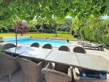 Maison a vendre Divonne-les-Bains 01220 Ain 201 m2 6 pièces 1500000 euros