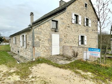 Location appartement Rimeize 48200 Lozère 33 m2  420 euros