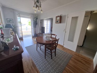 Maison a vendre Saintes 17100 Charente-Maritime 147 m2 8 pièces 374000 euros