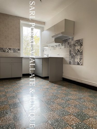 Location appartement Saint-Jean-le-Vieux 01640 Ain 62 m2 3 pièces 709 euros