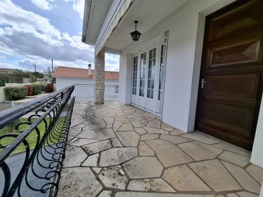 Maison a vendre Saintes 17100 Charente-Maritime 106 m2 5 pièces 218233 euros