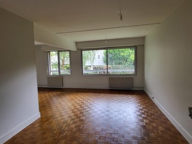 Fonds et murs commerciaux a vendre Reims 51100 Marne 73 m2  178000 euros