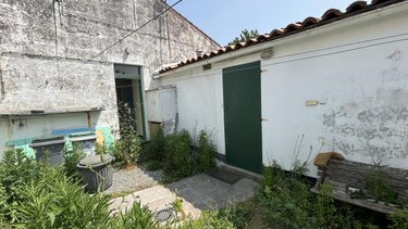 Maison a vendre Saint-Martin-de-Ré 17410 Charente-Maritime 51 m2 5 pièces 301020 euros