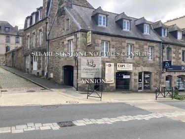 Fonds et murs commerciaux a vendre Lannion 22300 Côtes-d'Armor 146 m2  117500 euros