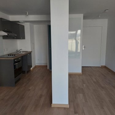 Location appartement Reims 51100 Marne 41 m2 1 pièce 620 euros