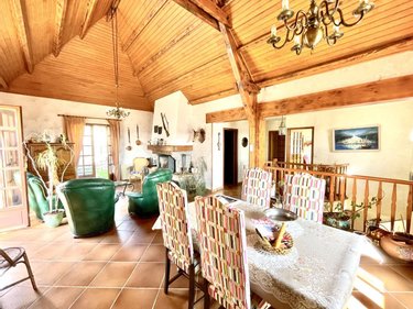 Maison a vendre Saint-Chély-d'Apcher 48200 Lozère 103 m2 9 pièces 219000 euros