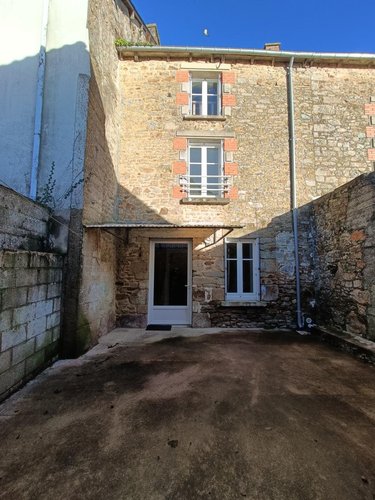 Location maison Plémet 22210 Côtes-d'Armor 75 m2  750 euros