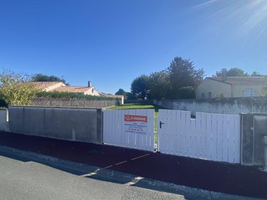 Terrain a batir a vendre Les Mathes 17570 Charente-Maritime 608 m2  128400 euros
