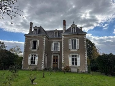 Maison a vendre Angers 49000 Maine-et-Loire 285 m2 13 pièces 367500 euros