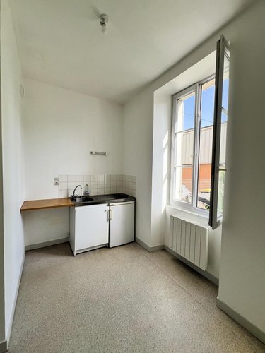 Appartement a vendre Angers 49000 Maine-et-Loire 28 m2 1 pièce 125500 euros