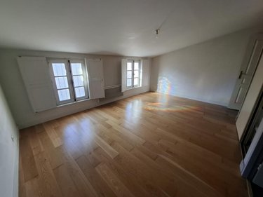 Immeuble a vendre Saintes 17100 Charente-Maritime 161 m2  355950 euros
