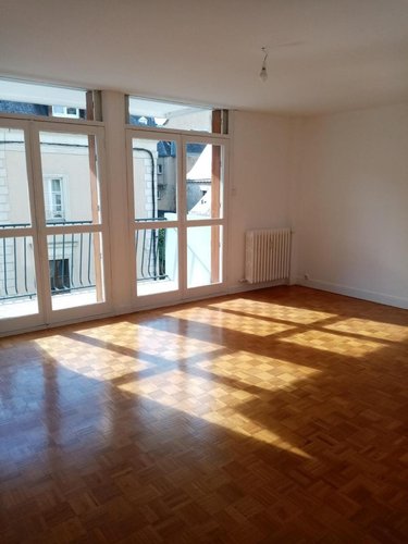 Location appartement Laval 53000 Mayenne 66 m2  655 euros