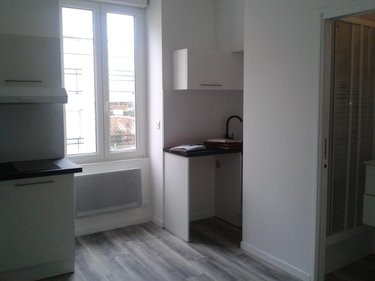 Location appartement Nantes 44000 Loire-Atlantique 15 m2 1 pièce 385 euros