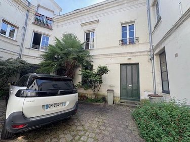 Immeuble a vendre Saumur 49400 Maine-et-Loire 661 m2  699800 euros