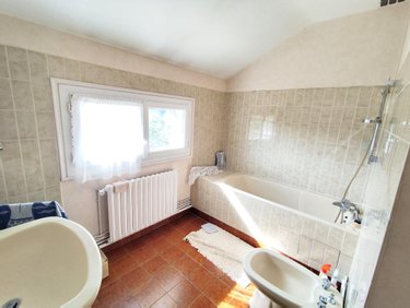 Maison a vendre Avrillé 49240 Maine-et-Loire 127 m2 7 pièces 304500 euros