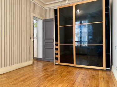 Location appartement Paris 18e arrondissement 75018 Paris 38 m2 2 pièces 1590 euros