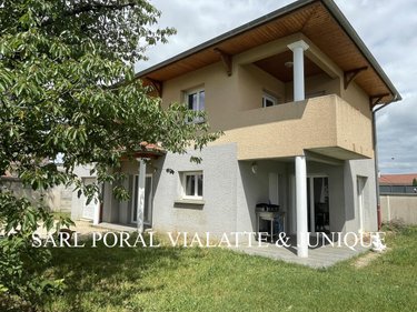 Location maison Saint-Denis-en-Bugey 01500 Ain 110 m2 4 pièces 1330 euros