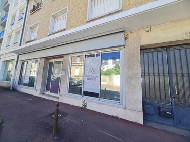 Fonds et murs commerciaux a vendre Vendôme 41100 Loir-et-Cher 318 m2  613010 euros