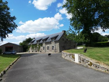 Maison a vendre Plouray 56770 Morbihan 700 m2 19 pièces 1098500 euros