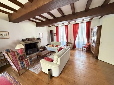 Maison a vendre Cholet 49300 Maine-et-Loire 258 m2 9 pièces 375600 euros