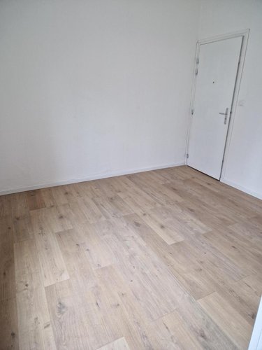 Location appartement Cambrai 59400 Nord 14 m2 1 pièce 270 euros
