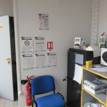 Fonds et murs commerciaux a vendre Hénin-Beaumont 62110 Pas-de-Calais 265 m2  200832 euros