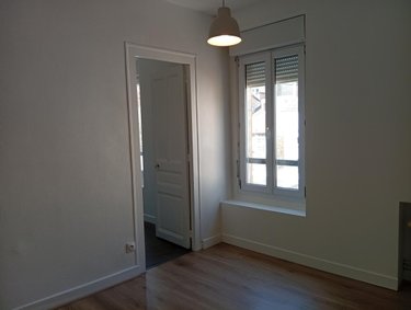 Location appartement Reims 51100 Marne 18 m2 1 pièce 500 euros
