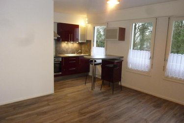 Location appartement Cambrai 59400 Nord 32 m2  425 euros