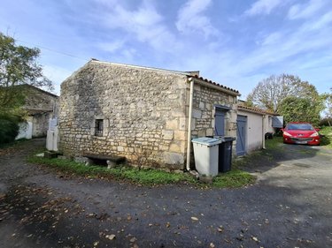 Maison a vendre Port-d'Envaux 17350 Charente-Maritime 104 m2 6 pièces 204594 euros