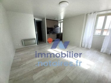 Location appartement Saint-Chély-d'Apcher 48200 Lozère 35 m2  370 euros