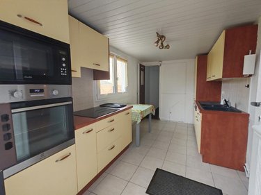 Location maison Plougonven 29640 Finistère 69 m2  700 euros