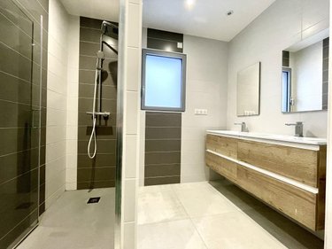 Location maison Peyre en Aubrac 48130 Lozère 110 m2  950 euros