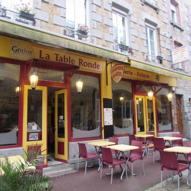 Fonds et murs commerciaux a vendre Villedieu-les-Poêles-Rouffigny 50800 Manche  106300 euros