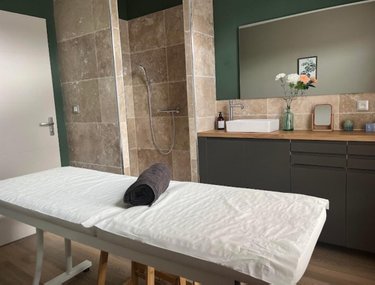 Fonds et murs commerciaux a vendre Lumbres 62380 Pas-de-Calais 115 m2  84380 euros