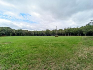 Divers a vendre Malguénac 56300 Morbihan 870 m2  136120 euros