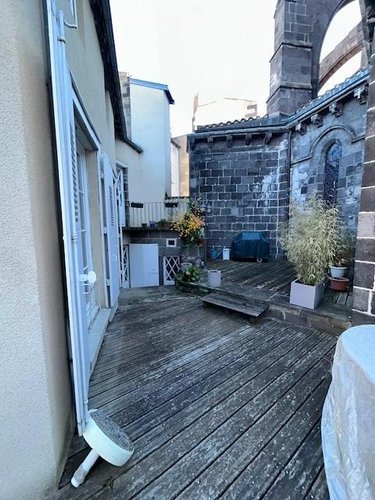 Viager maison Riom 63200 Puy-de-Dôme 320 m2 14 pièces 477750 euros
