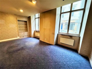 Fonds et murs commerciaux a vendre Besançon 25000 Doubs 220 m2  185000 euros
