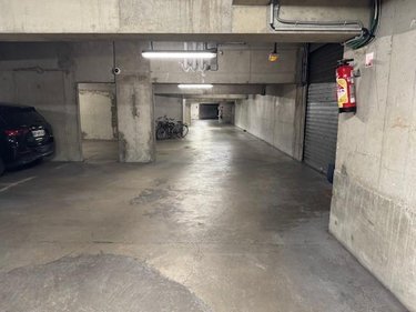 Garage et parking a vendre Neuilly-sur-Seine 92200 Hauts-de-Seine 12 m2  42500 euros