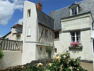 Immeuble a vendre Tours 37000 Indre-et-Loire 244 m2  621000 euros