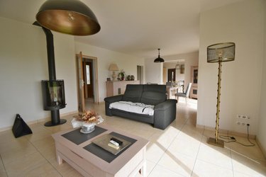 Maison a vendre Val d'Erdre-Auxence 49370 Maine-et-Loire 155 m2 6 pièces 366800 euros