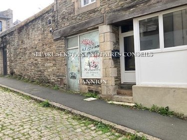 Fonds et murs commerciaux a vendre Lannion 22300 Côtes-d'Armor 146 m2  117500 euros