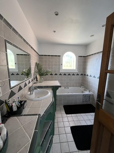 Maison a vendre Saint-Paul-Trois-Châteaux 26130 Drôme 220 m2 8 pièces 668800 euros